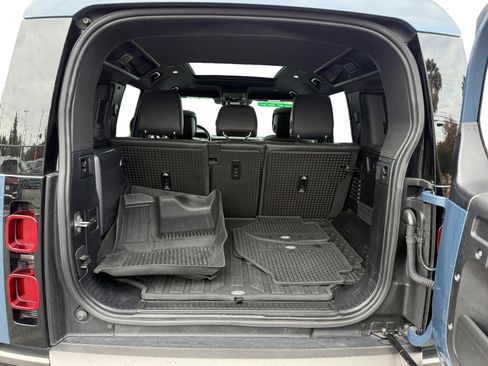 Used 2022 Land Rover Defender 110 X-Dynamic HSE image 17