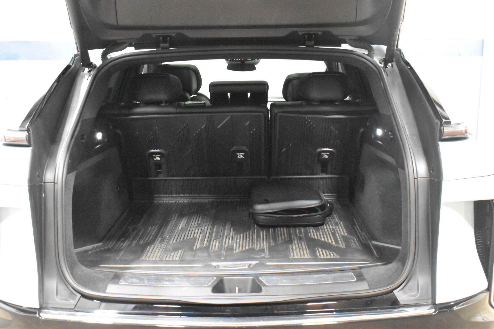 Certified 2024 Cadillac Lyriq Sport w/ LPO, Floor Liner Package AWD/4WD image 24
