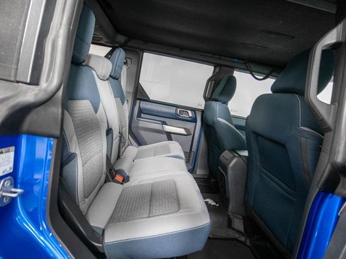 Used 2022 Ford Bronco Outer Banks AWD/4WD image 12