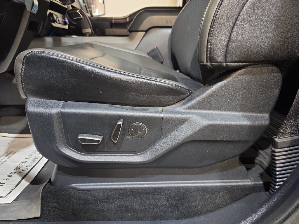 Used 2019 Ford F150 Raptor w/ Equipment Group 801A Mid AWD/4WD image 14