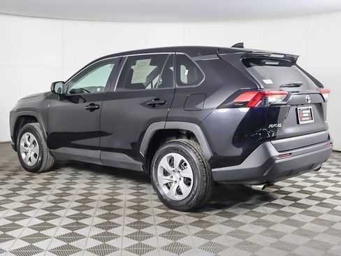 Used 2024 Toyota RAV4 LE image 6