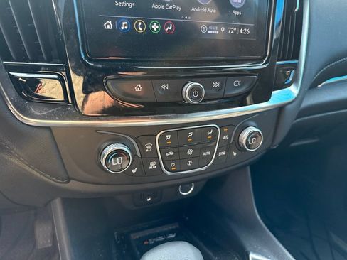 Used 2023 Chevrolet Traverse LT w/ Rear Camera Mirror Package AWD/4WD image 28