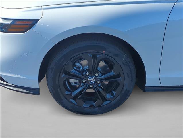 Certified 2025 Honda Accord SE image 10