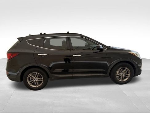 Used 2017 Hyundai Santa Fe Sport FWD image 9