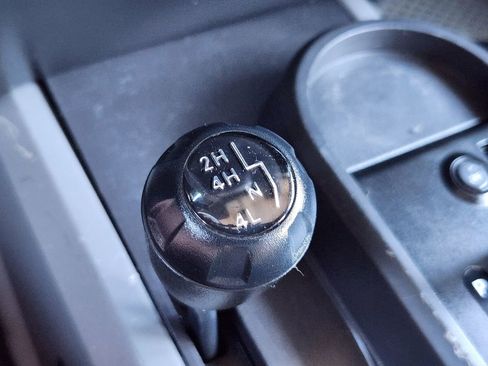 Used 2008 Jeep Wrangler Unlimited Sahara image 22