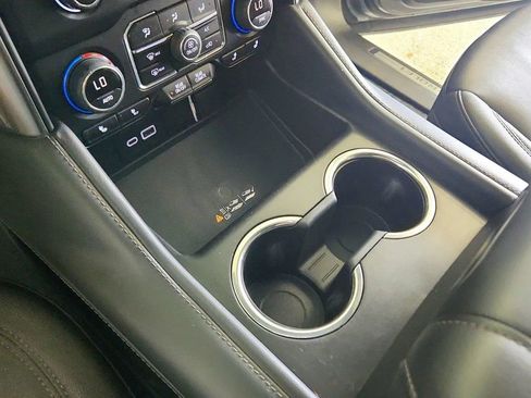 Used 2023 Chevrolet Tahoe LT AWD/4WD image 19