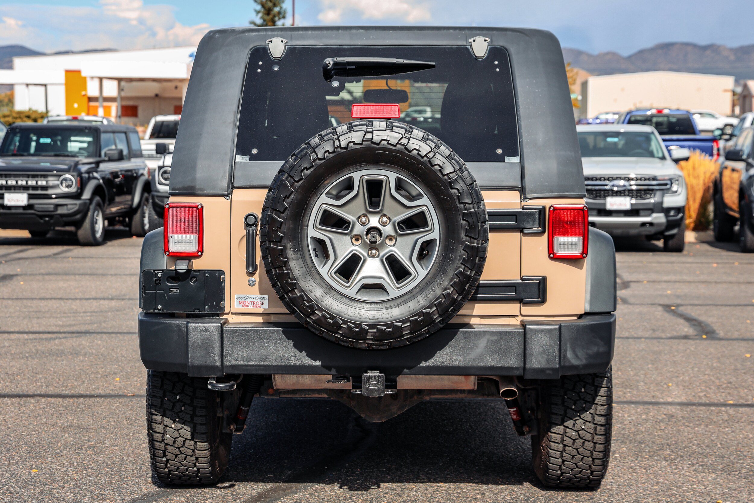Used 2016 Jeep Wrangler Unlimited Rubicon AWD/4WD image 5