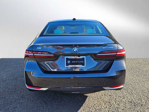 Used 2026 BMW i5 eDrive40 image 35