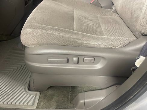 Used 2016 Honda Odyssey SE image 24