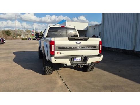 Used 2022 Ford F250 Lariat w/ Lariat Ultimate Package image 7