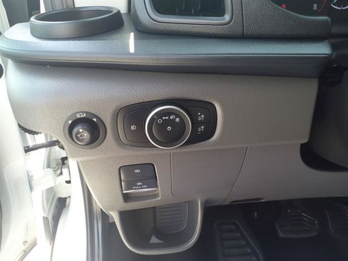 Used 2024 Ford Transit 350 XLT RWD image 19