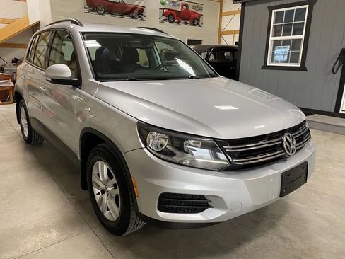 Used 2017 Volkswagen Tiguan S AWD/4WD image 1