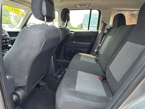 Used 2017 Jeep Patriot Sport w/ Power Value Group AWD/4WD image 21