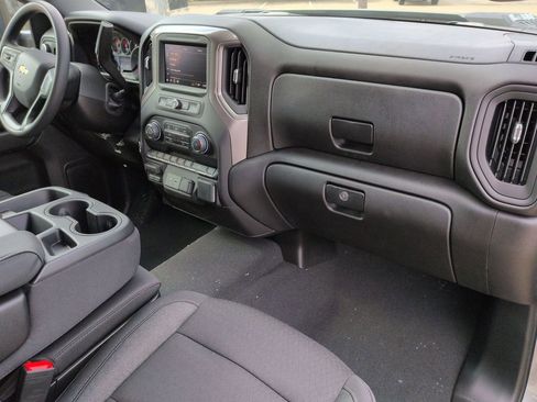 New 2026 Chevrolet Silverado 2500 Custom w/ Custom Convenience Package image 24