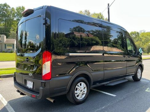 Used 2025 Ford Transit 350 XLT RWD image 5