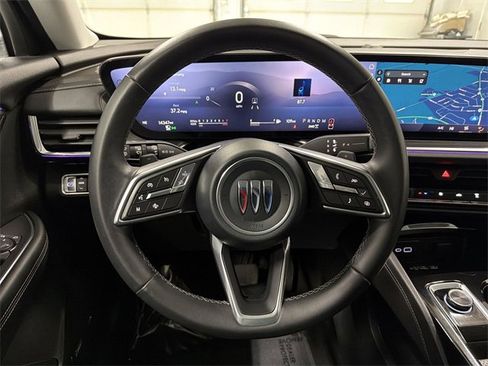 Certified 2025 Buick Envision Preferred image 30