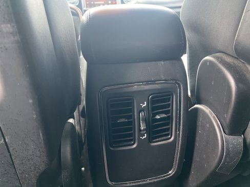 Used 2014 Jeep Grand Cherokee Laredo w/ 18" Wheel & 8.4" Radio Group image 24