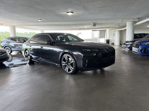 Certified 2023 BMW 740i w/ Parking Assistance Package RWD image 6