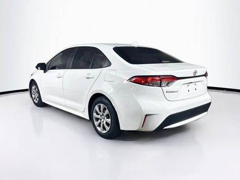Used 2022 Toyota Corolla LE FWD image 28