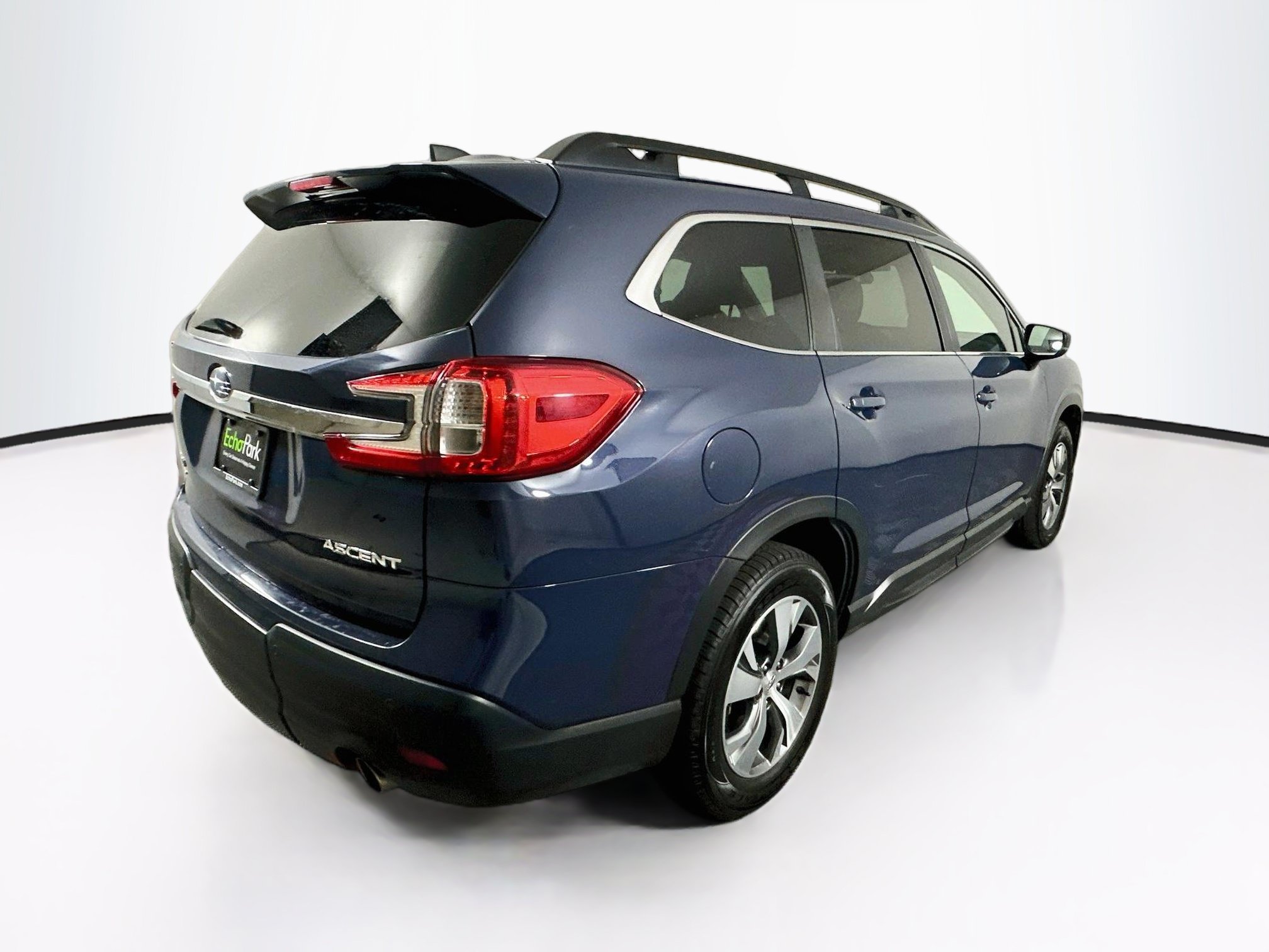 Used 2025 Subaru Ascent Premium AWD/4WD image 9