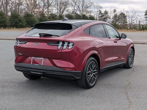 Certified 2025 Ford Mustang Mach-E Premium AWD/4WD image 4