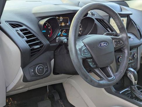 Used 2019 Ford Escape SEL FWD image 10