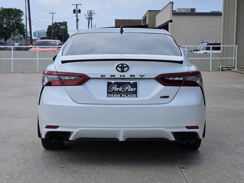 Used 2021 Toyota Camry XSE image 8