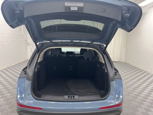 Certified 2025 Lincoln Corsair AWD image 8