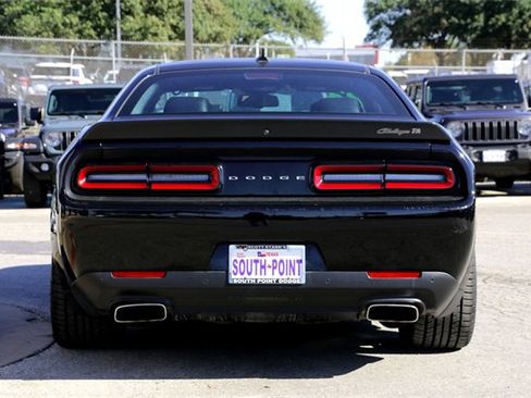 Used 2023 Dodge Challenger R/T Scat Pack image 6