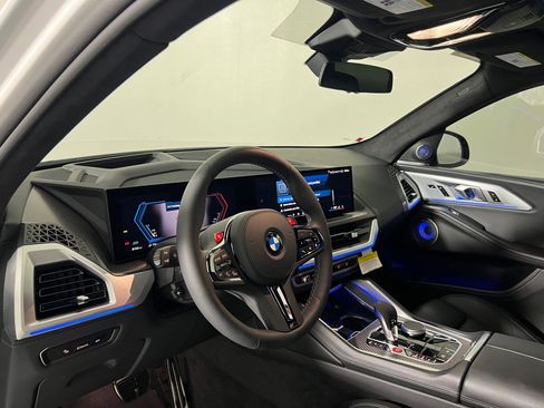 New 2026 BMW XM Label Red image 4