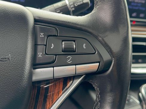 Used 2023 Cadillac Escalade Premium Luxury w/ Performance Package image 18