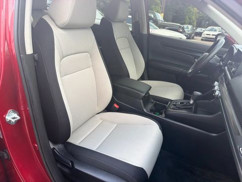 Used 2025 Honda CR-V LX image 20