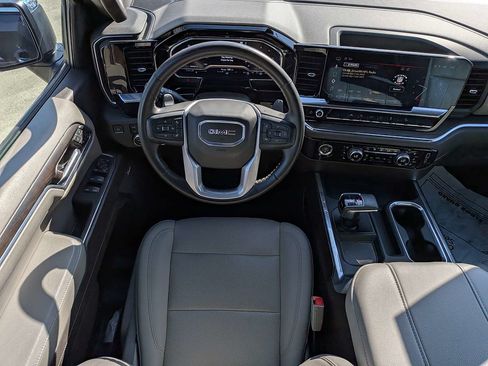 Used 2023 GMC Sierra 1500 SLT w/ SLT Premium Package AWD/4WD image 16
