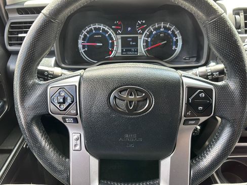 Used 2017 Toyota 4Runner Limited AWD/4WD image 24
