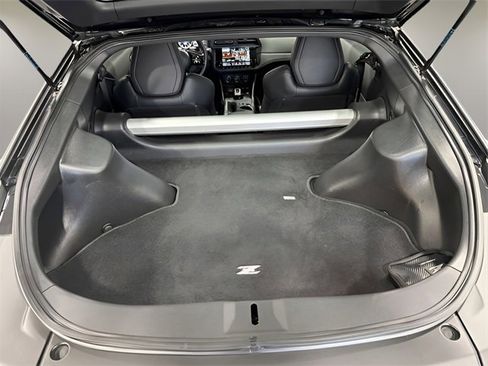 Used 2024 Nissan Z Performance w/ Floor Mat Package image 27