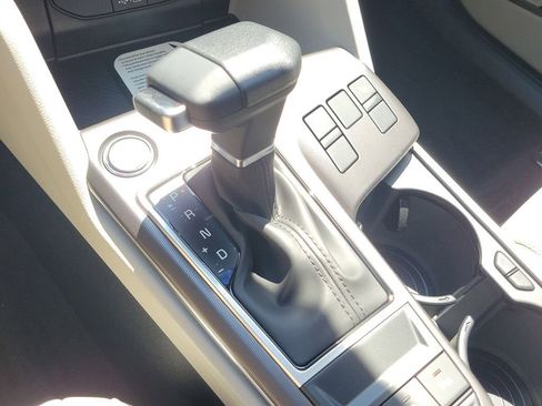 New 2026 Kia Sportage EX FWD image 36