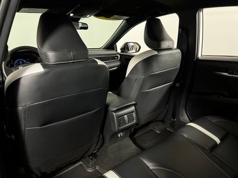 Used 2025 Toyota Camry Hybrid FWD image 20