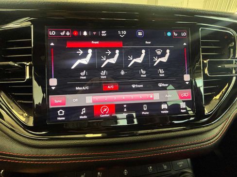 Used 2023 Dodge Durango GT AWD/4WD image 26