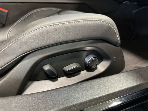 Used 2025 Chevrolet Corvette E-Ray image 43