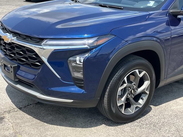 Used 2024 Chevrolet Trax LT w/ Driver Confidence Package FWD image 10