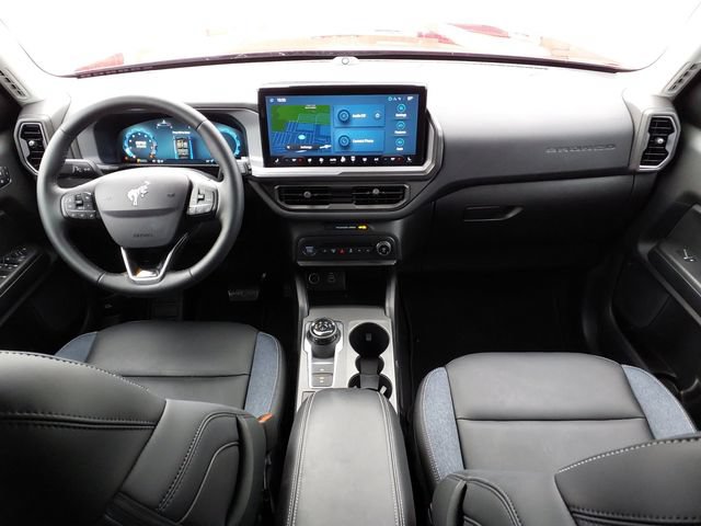 Certified 2025 Ford Bronco Sport Outer Banks w/ Outer Banks Tech Package+ AWD/4WD image 21