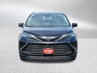 Certified 2026 Toyota Sienna LE FWD video 2