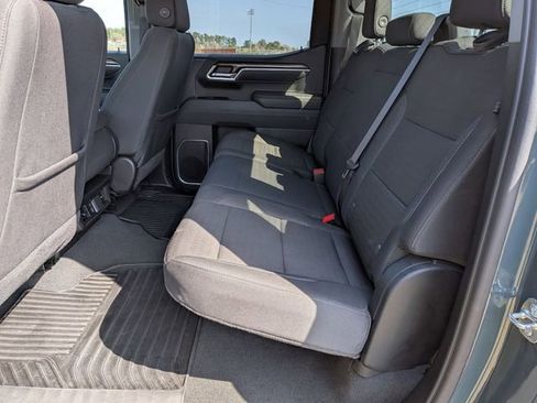 Used 2025 Chevrolet Silverado 1500 LT image 30