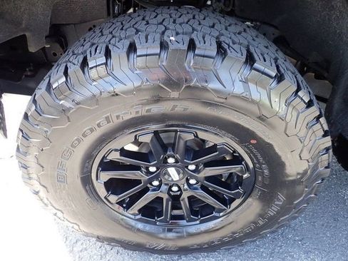 Certified 2025 Ford F150 Raptor AWD/4WD image 14