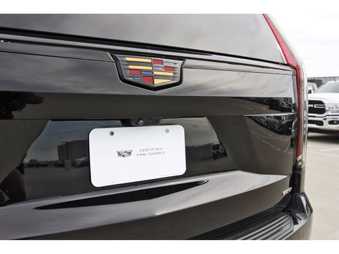 Certified 2024 Cadillac Escalade ESV Premium Luxury w/ Performance Package image 31