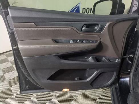 Used 2018 Honda Odyssey EX-L image 13
