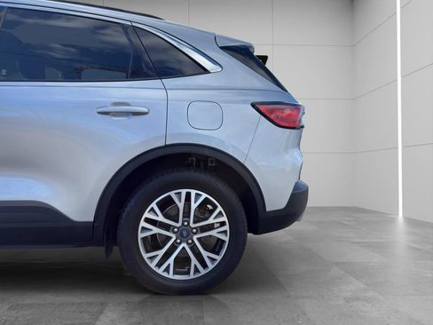 Used 2020 Ford Escape SEL AWD/4WD image 23
