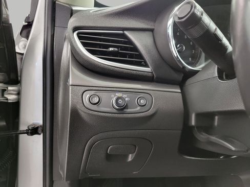 Used 2019 Buick Encore Sport Touring image 7