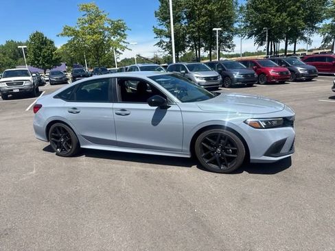 Used 2024 Honda Civic Sport image 6