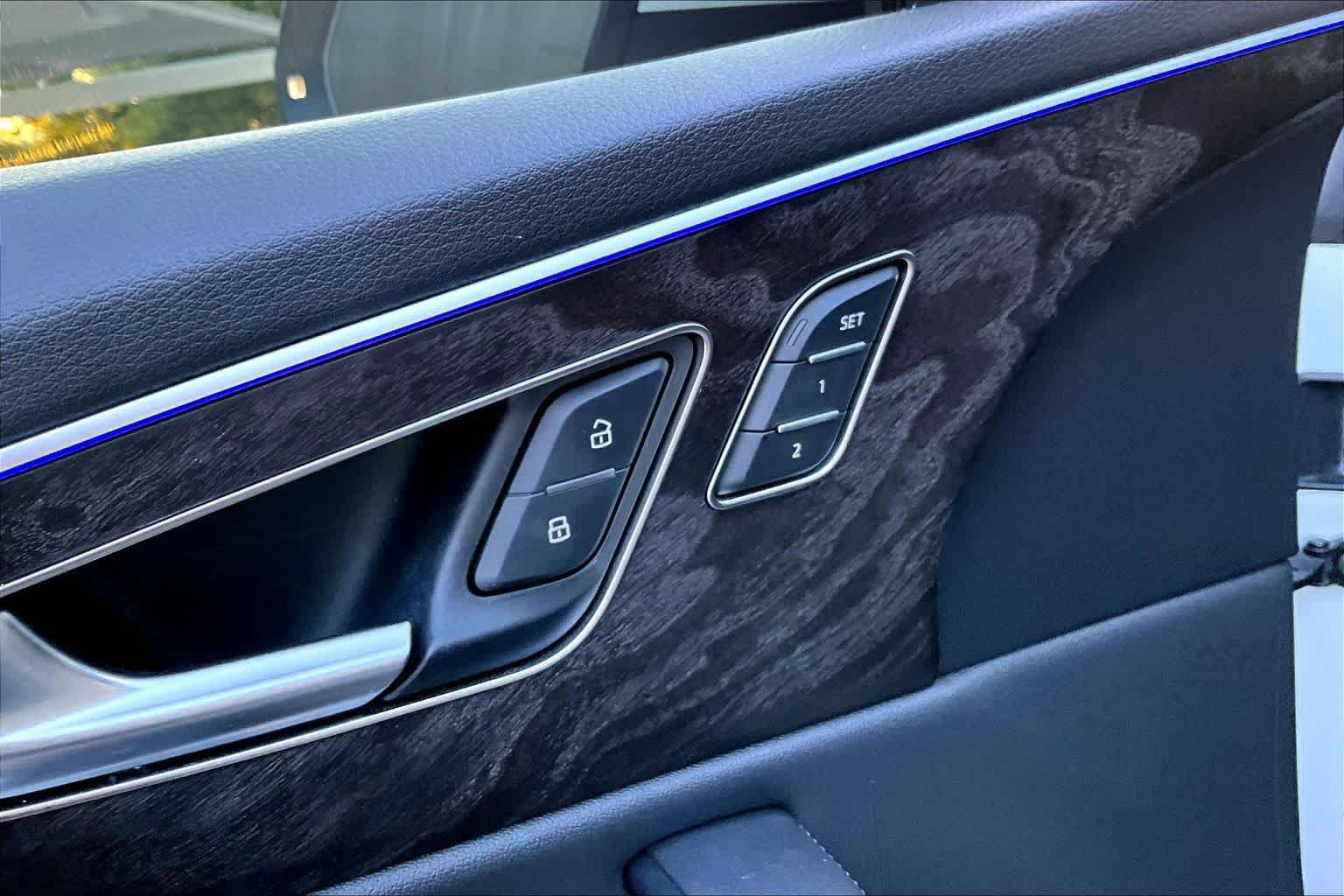 Certified 2023 Audi Q8 Premium Plus AWD/4WD image 29